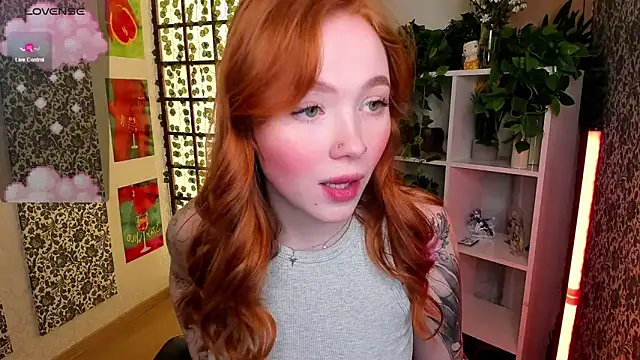 Maya Light online show from 03-23-25, 02:04