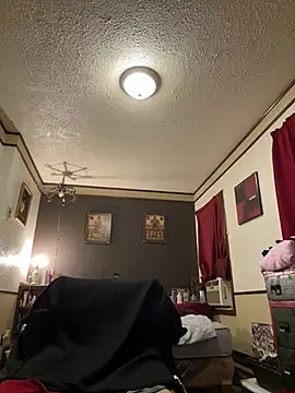 Snapshot of B3-Dindles chatting on 03-15-25, 03:07 B3-Dindles online show from 03-15-25, 03:07