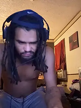 Snapshot of B3-Dindles chatting on 03-23-25, 03:10 B3-Dindles online show from 03-23-25, 03:10