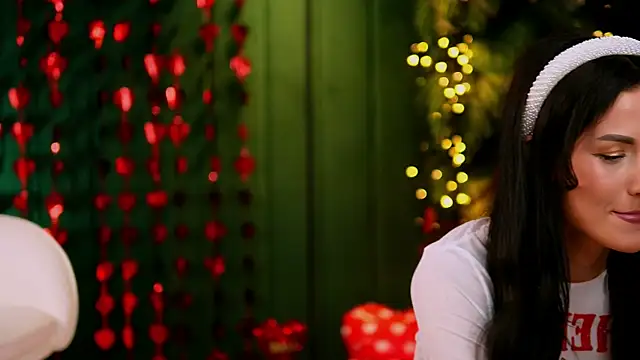 Flirtyy eve online show from 02-11-26, 04:12