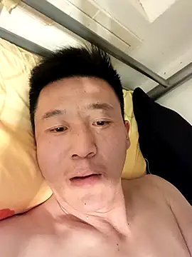 Snapshot of wadmma chatting on 03-17-25, 10:08 wadmma online show from 03-17-25, 10:08