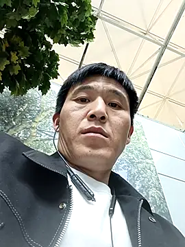 Snapshot of wadmma chatting on 10-13-25, 12:07 wadmma online show from 10-13-25, 12:07