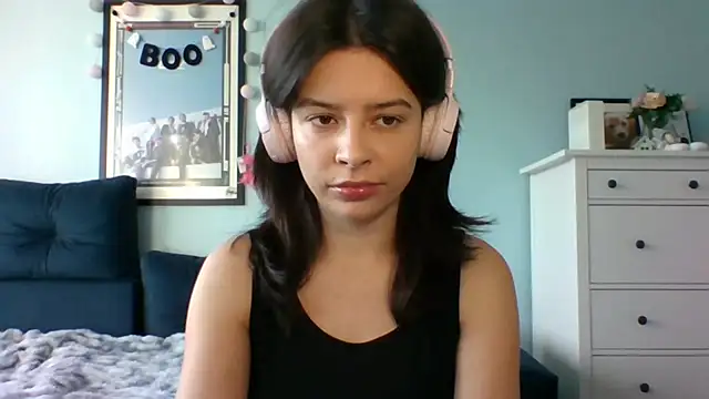 LariceSexy online show from 10-13-25, 12:07