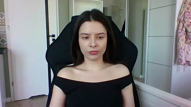 LariceSexy online show from 03-18-26, 01:02