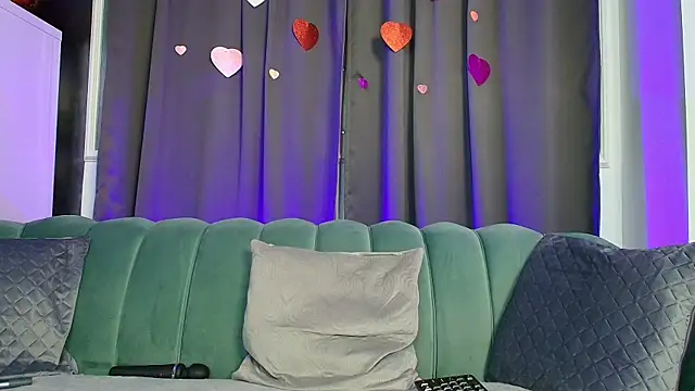 Snapshot of Deea_Vibe_Me chatting on 03-10-25, 10:50 Deea Vibe Me online show from 03-10-25, 10:50