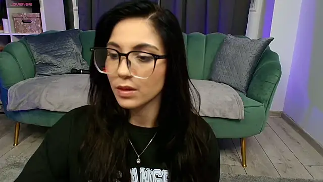 Snapshot of Deea_Vibe_Me chatting on 02-26-25, 11:32 Deea Vibe Me online show from 02-26-25, 11:32