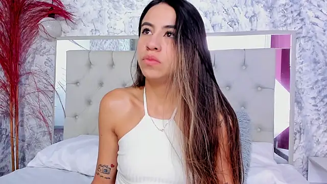 Ariana greenblat online show from 02-06-26, 03:30