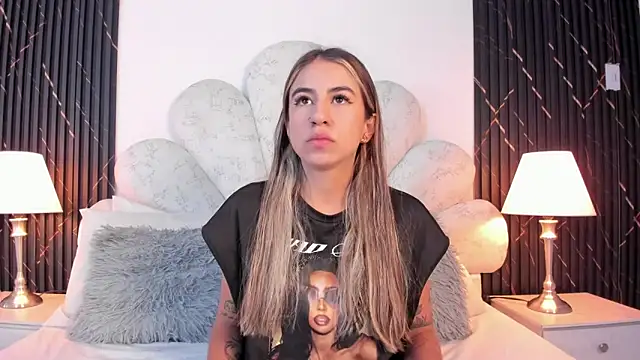Ariana greenblat online show from 05-30-26, 05:07