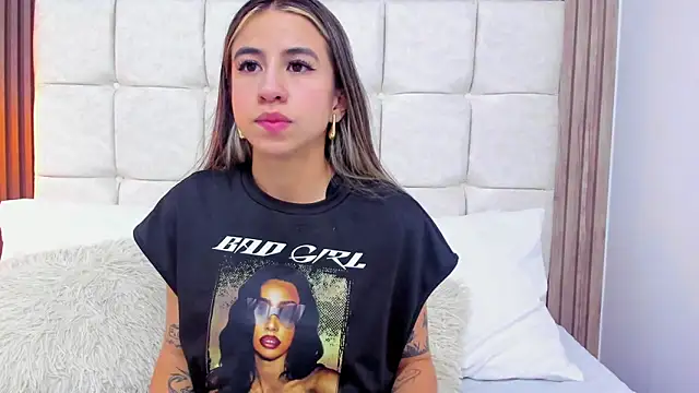Ariana greenblat online show from 04-24-26, 05:04