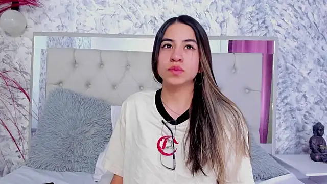 Ariana greenblat online show from 12-13-25, 08:04