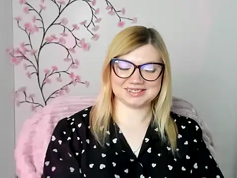 Lola moree online show from 05-11-26, 02:45