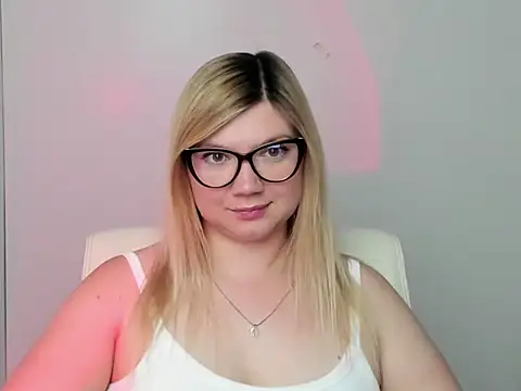 Lola moree online show from 09-14-25, 11:43