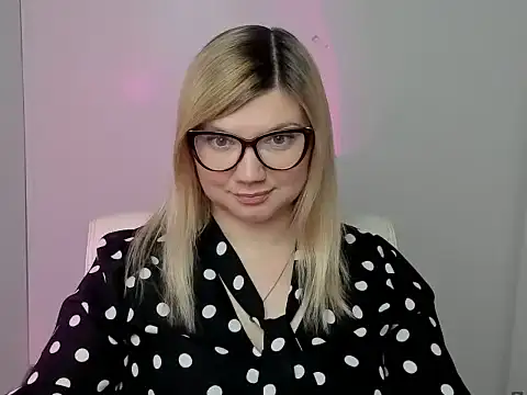 Lola moree online show from 10-10-25, 05:36