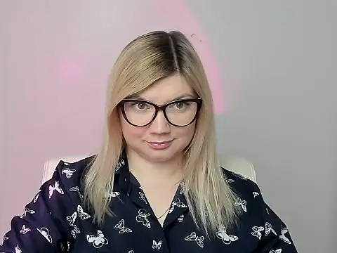 Lola moree online show from 10-04-25, 11:45