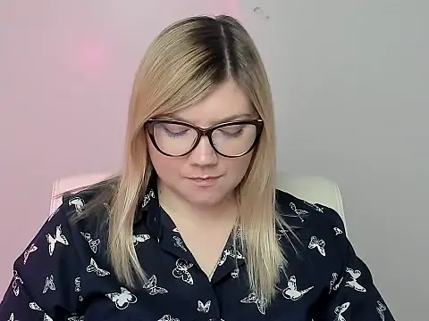 Lola moree online show from 10-12-25, 12:28