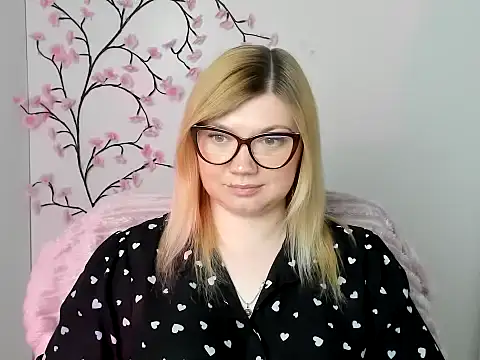 Lola moree online show from 05-11-26, 04:04