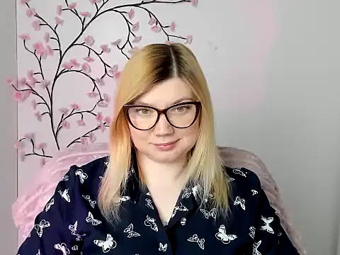 Lola moree online show from 05-13-26, 11:50