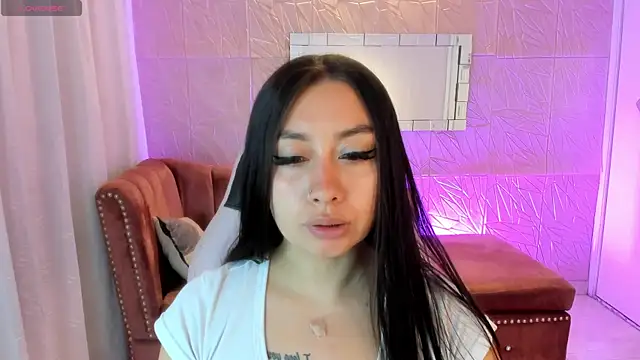 Snapshot of miss_isabella_m chatting on 06-22-26, 01:08 miss isabella m online show from 06-22-26, 01:08