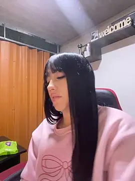 Melody rousse  online show from 11-14-25, 07:39