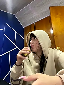 Melody rousse  online show from 11-25-25, 08:31