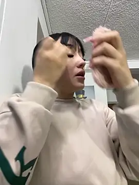 Melody rousse  online show from 10-28-25, 05:34