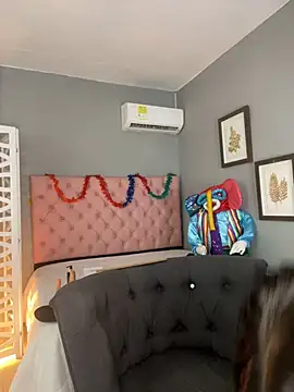 Snapshot of ashanty_queen chatting on 03-06-25, 03:35 ashanty queen online show from 03-06-25, 03:35