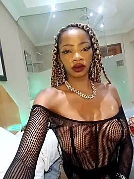 Snapshot of ZinaFreak chatting on 02-25-25, 11:48 ZinaFreak online show from 02-25-25, 11:48