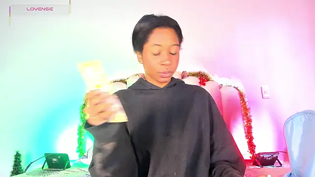 Zaira Rose  online show from 11-30-25, 01:45