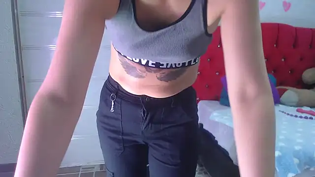 Ariasmithog online show from 11-06-25, 01:15