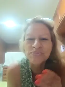 MaryLunna online show from 03-04-25, 11:08