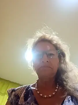 MaryLunna online show from 03-11-25, 11:33