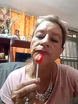 MaryLunna online show from 02-06-25, 07:07