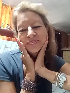 MaryLunna online show from 02-16-25, 02:10