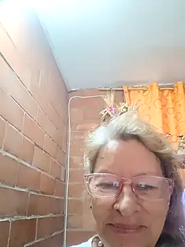 MaryLunna online show from 02-09-25, 02:40