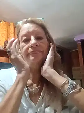 MaryLunna online show from 02-27-25, 07:04