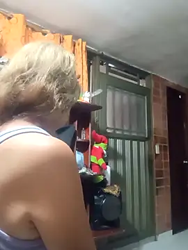 MaryLunna online show from 03-01-25, 12:12