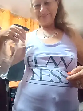 MaryLunna online show from 03-08-25, 07:31