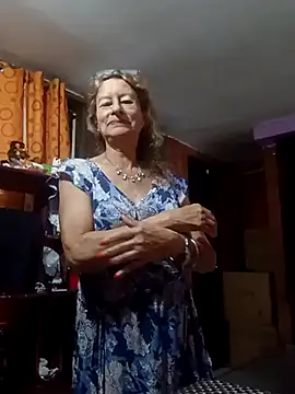 MaryLunna online show from 03-05-25, 01:17