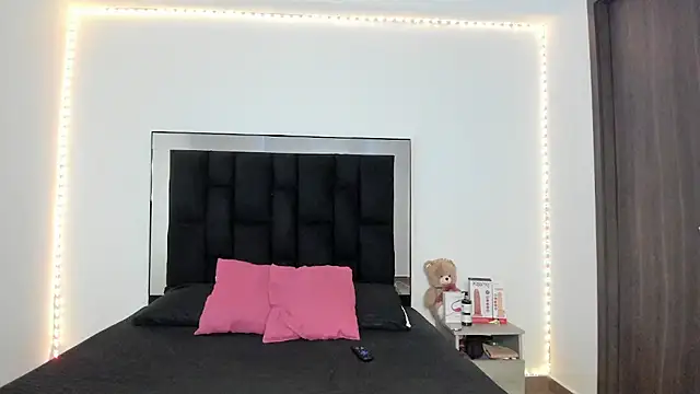 victoriacolin online show from 02-24-25, 12:05