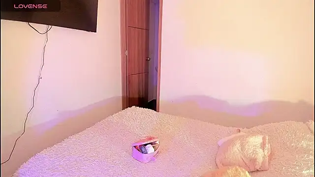 Snapshot of ImamDahian chatting on 10-07-25, 06:53 ImamDahian online show from 10-07-25, 06:53