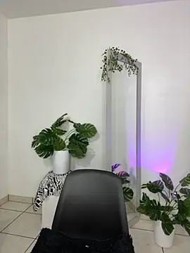 meli ortiz  online show from 05-15-26, 02:04