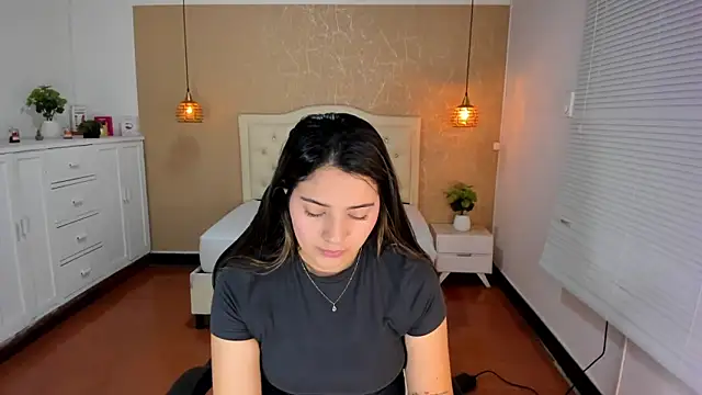 Hadley  online show from 04-29-26, 03:00