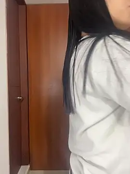 eileensophi online show from 02-20-26, 04:09