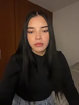 Snapshot of eileensophi chatting on 06-12-26, 03:37 eileensophi online show from 06-12-26, 03:37