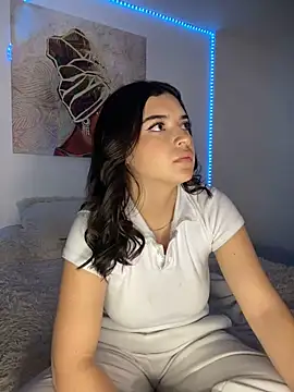 Snapshot of eileensophi chatting on 02-17-25, 06:09 eileensophi online show from 02-17-25, 06:09