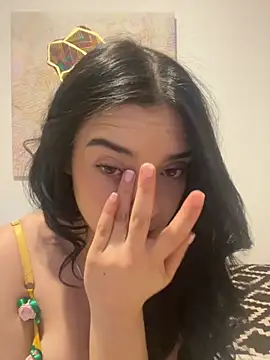 Snapshot of eileensophi chatting on 09-28-25, 05:58 eileensophi online show from 09-28-25, 05:58