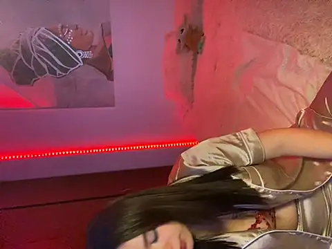 Snapshot of eileensophi chatting on 02-06-25, 05:57 eileensophi online show from 02-06-25, 05:57