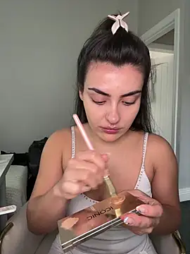 Snapshot of cute_carly_ chatting on 05-15-26, 10:02 cute carly online show from 05-15-26, 10:02