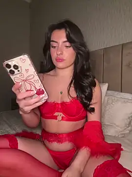 Snapshot of cute_carly_ chatting on 02-18-25, 10:36 cute carly online show from 02-18-25, 10:36