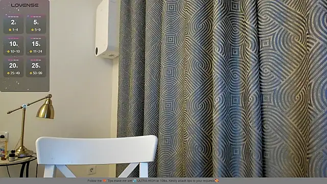 Snapshot of Hustle_Babyy chatting on 02-24-26, 07:15 Hustle Babyy online show from 02-24-26, 07:15